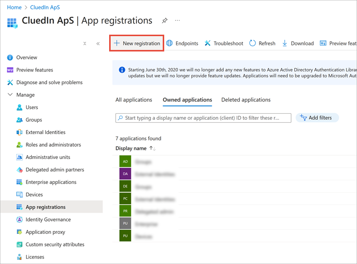 App registrations page in the Microsoft Entra admin center with the New registration button highlighted